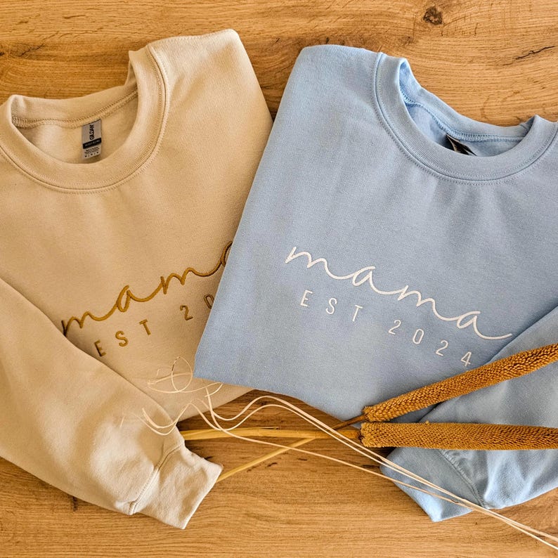 Custom Mama/Dad Embroidered Sweatshirt/Hoodie – A Gift For Your Beloved Mom